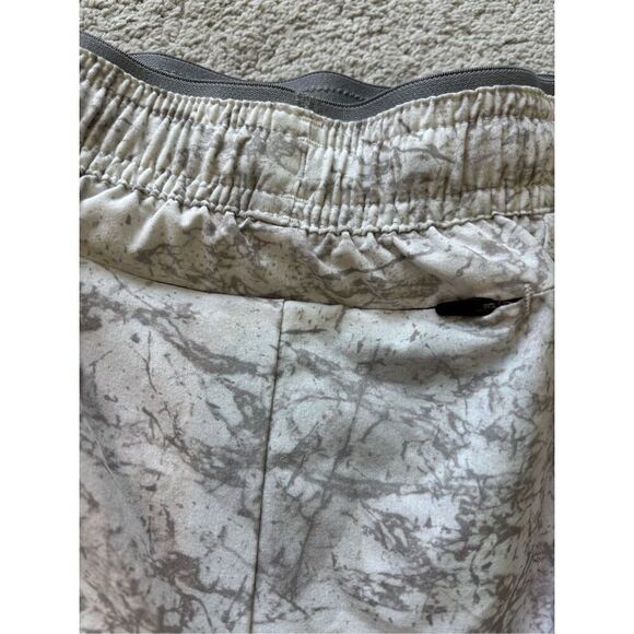 NWOT CHUBBIES in gray static, small $68 C25 - Picture 9 of 10